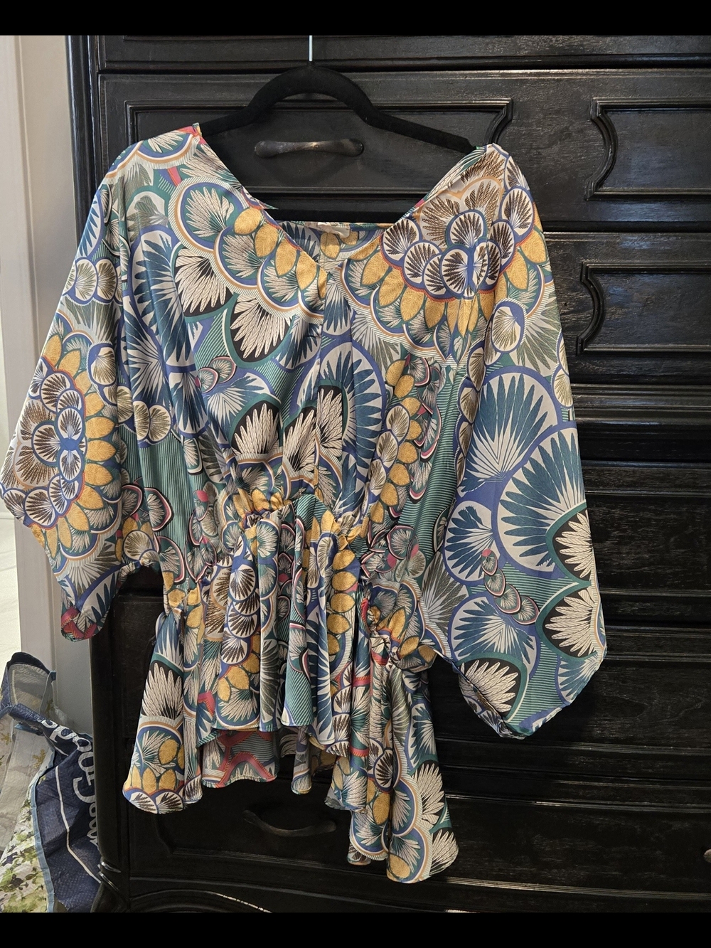 ee:some Dolman Sleeve Bold Print Top